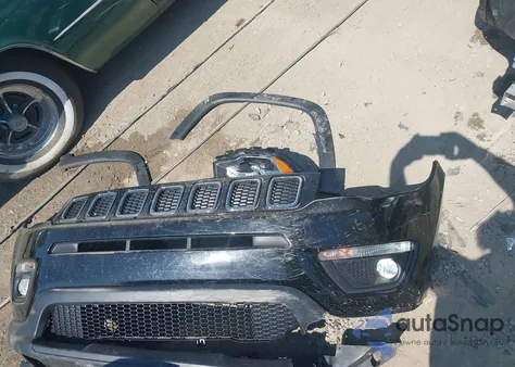 2020 Jeep Compass Latitude 4X4 from USA, damaged, VIN 3C4NJDBB2LT112590